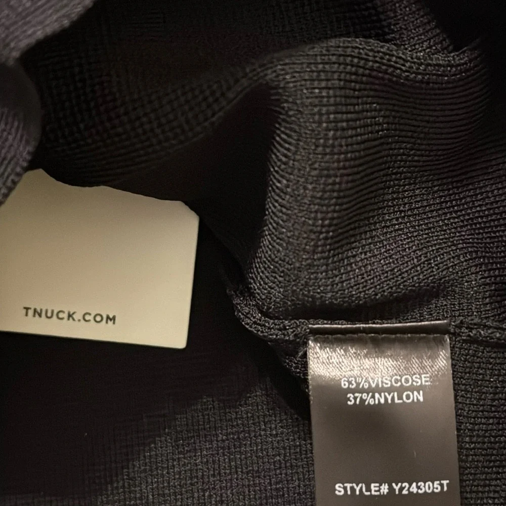 Black Ric Rac Compression Tank - Picture 7 of 10